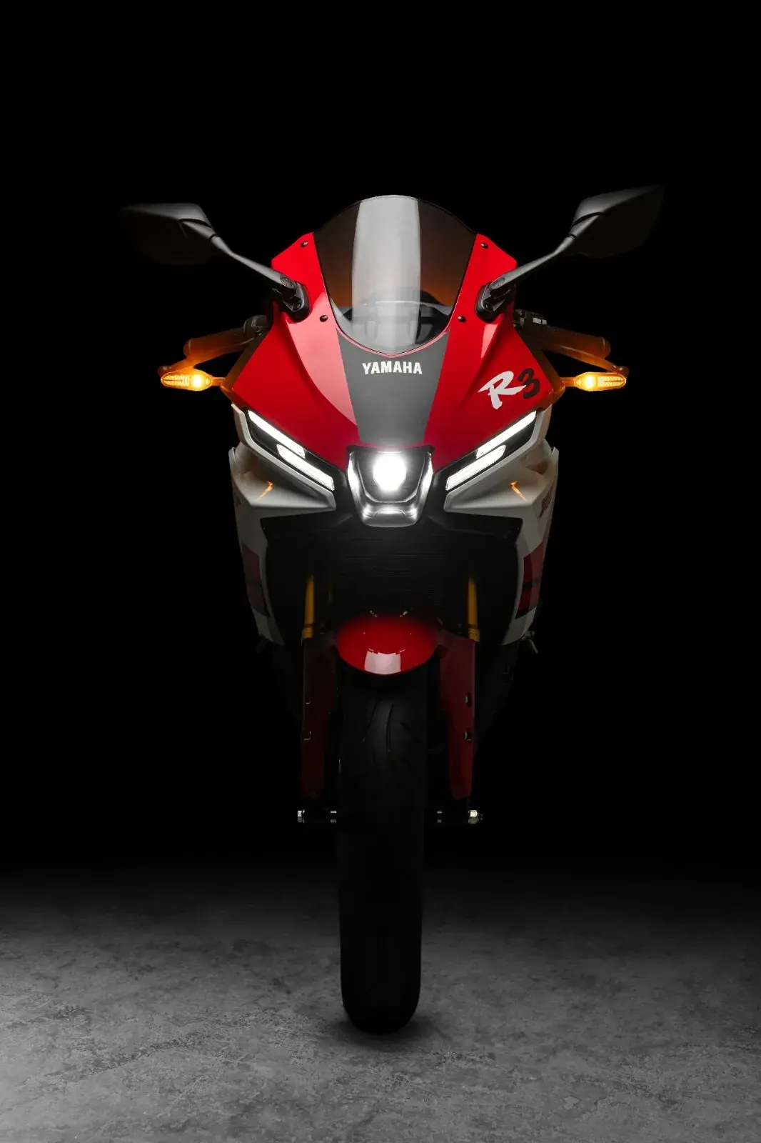 Yamaha Yzf R3 Aniversário 70 Anos (7)