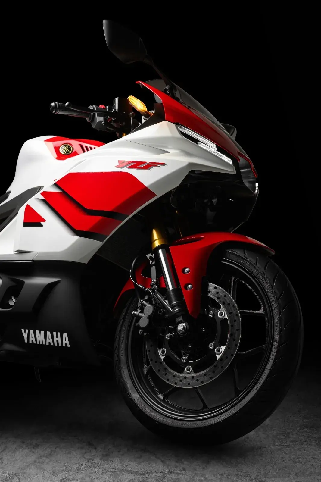 Yamaha Yzf R3 Aniversário 70 Anos (9)