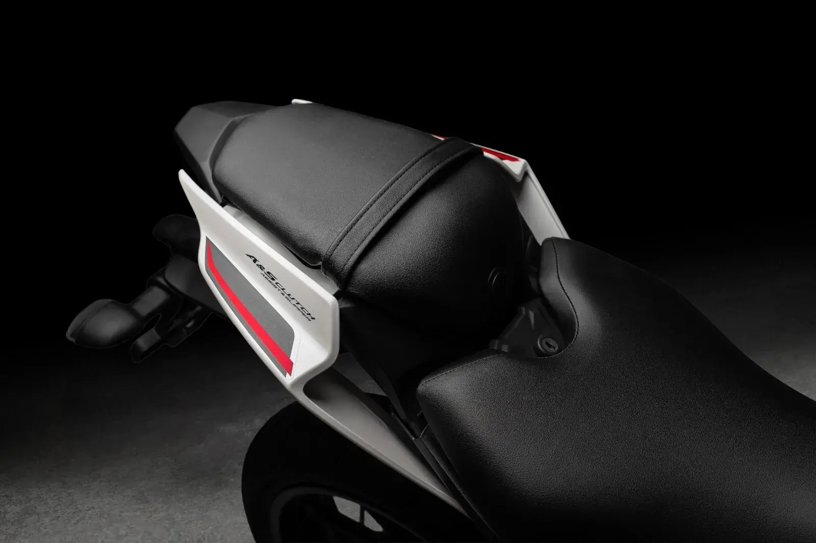 Yamaha Yzf R15 Aniversário 70 Anos (10)