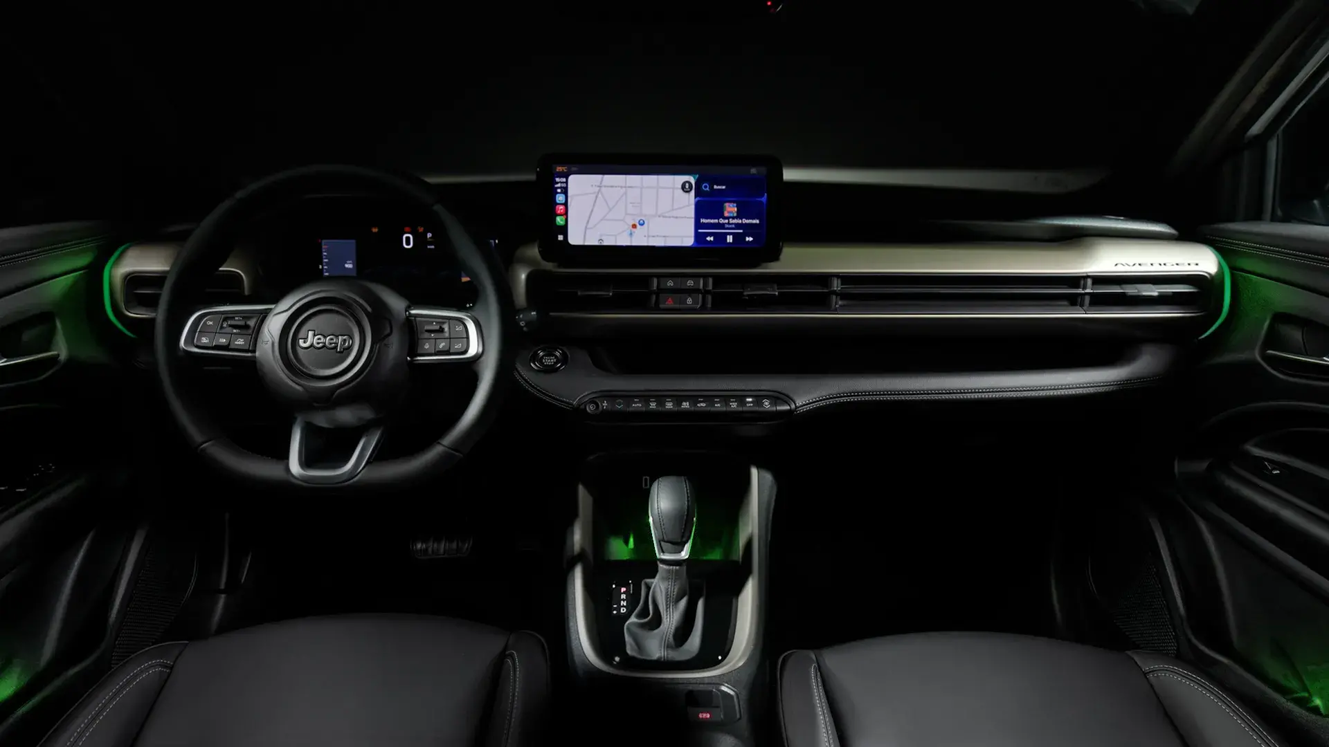 Jeep Avenger tem interior revelado
