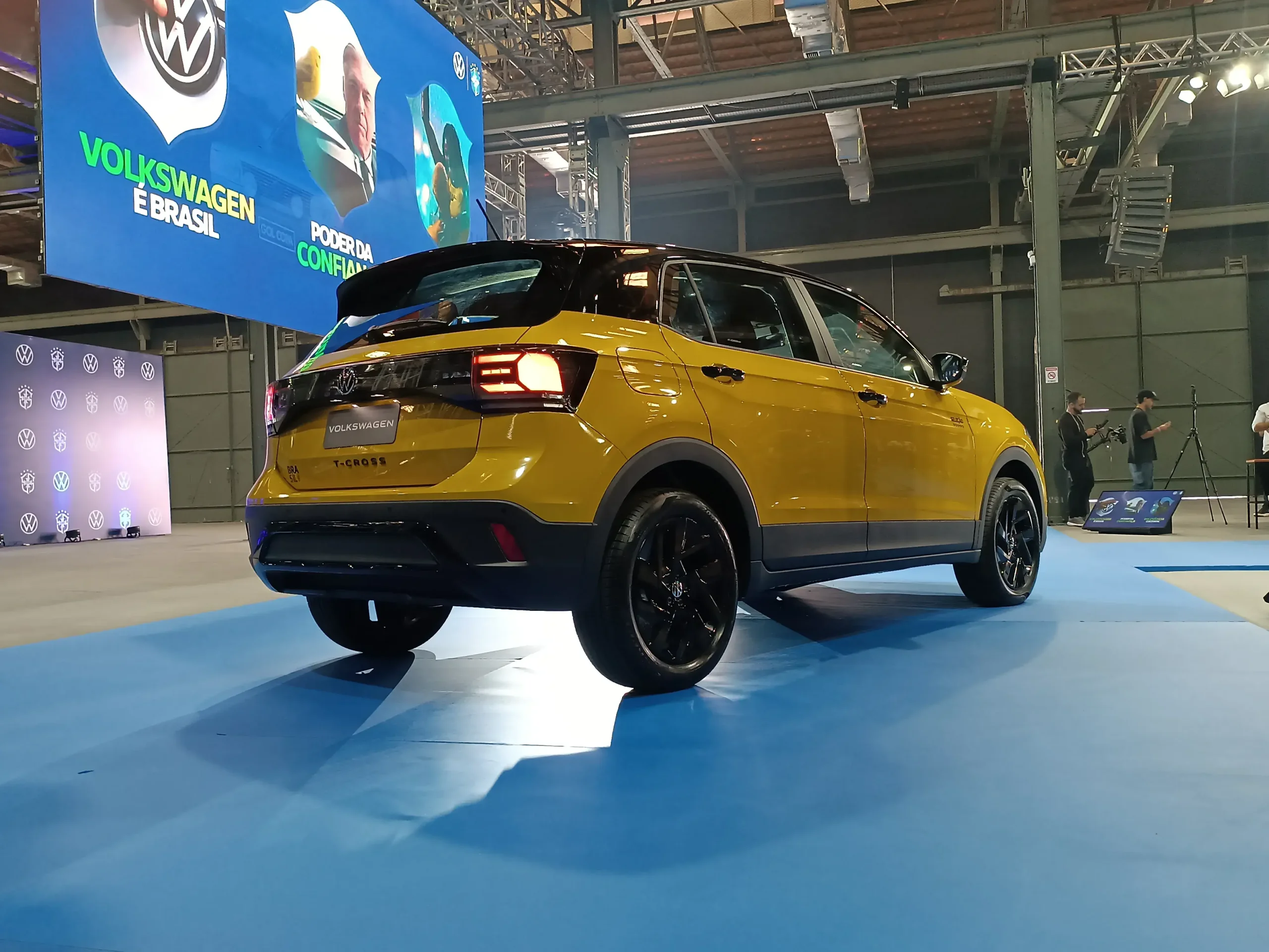 Volkswagen T Cross Canarinho (2)