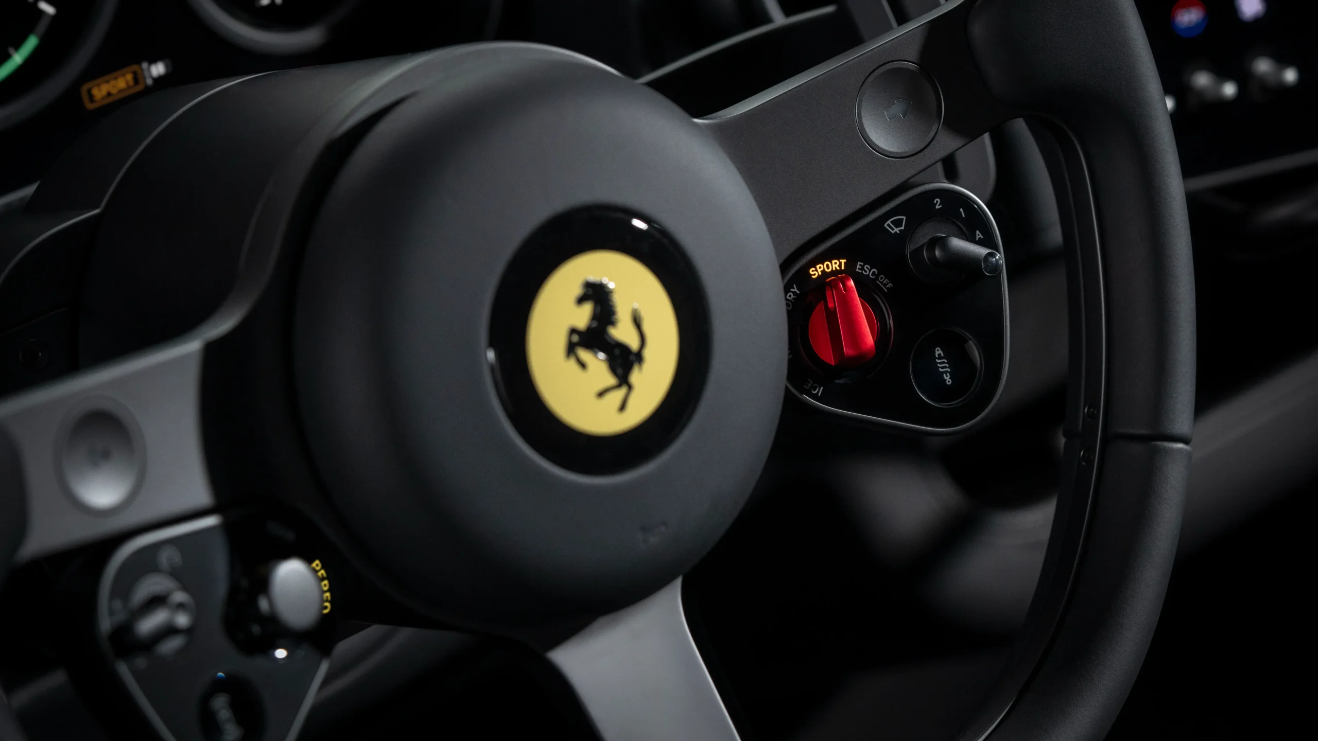 Ferrari elétrica: Luce tem mais de 1.000 cv de potência