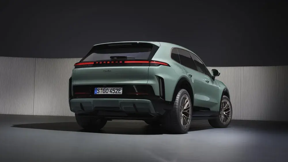 Porsche Cayenne Electric 1