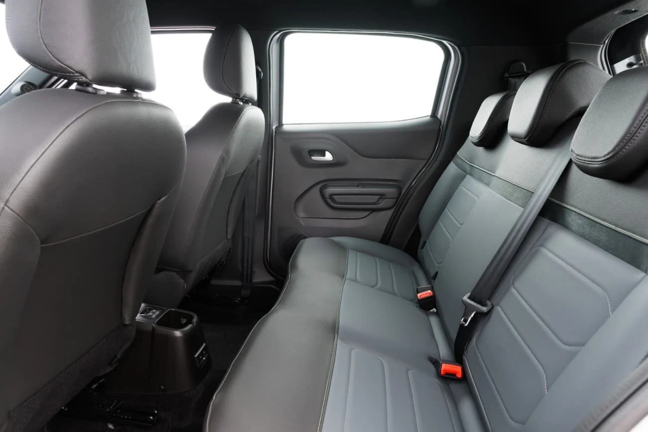 Citroen C3 Xtr 2025 Cinza Interior Banco Traseiro