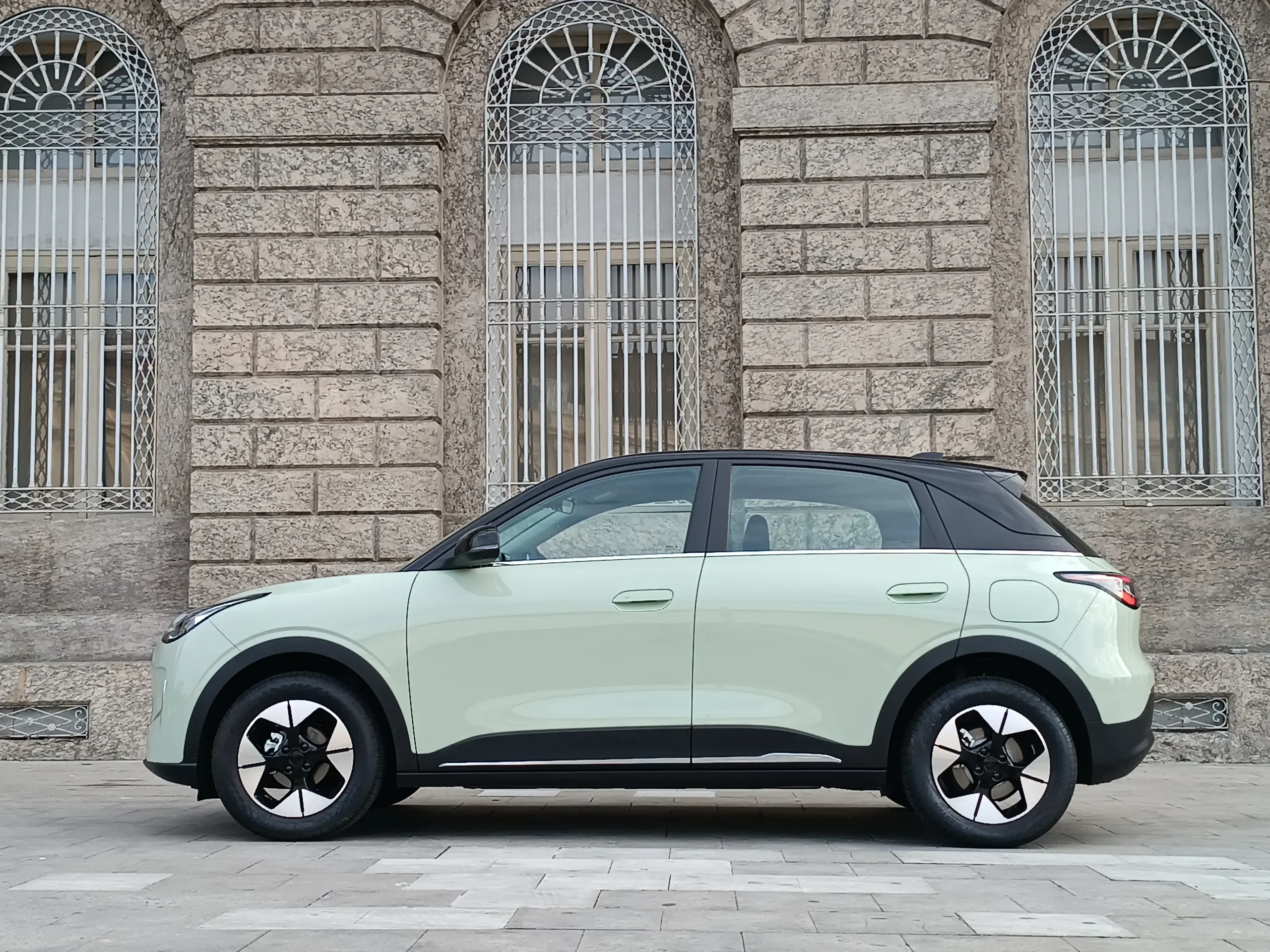 Geely Ex2 (9)