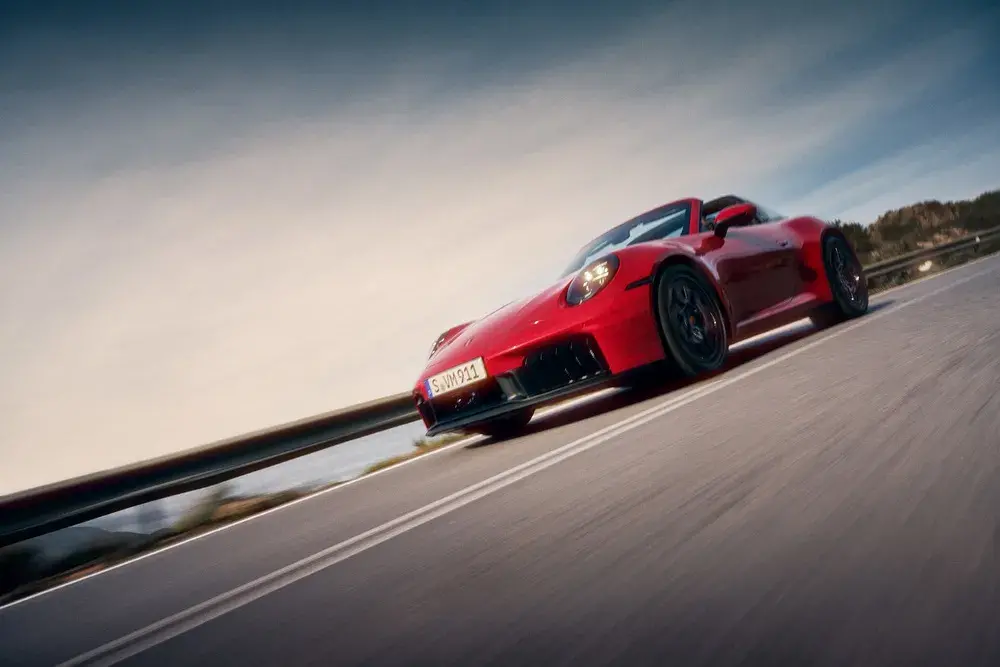Porsche 911 Targa GTS entra em regime de pré-venda no Brasil