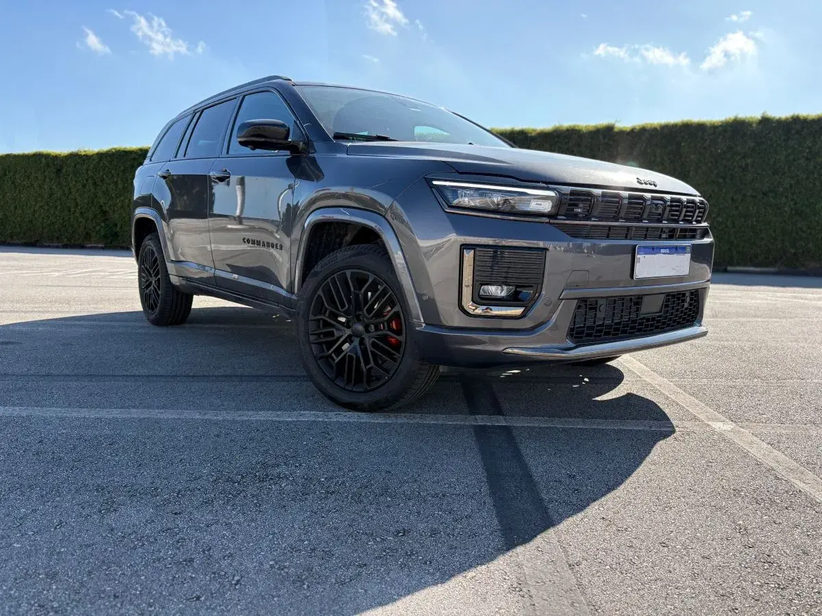Jeep Commander Blackhawk 2.0