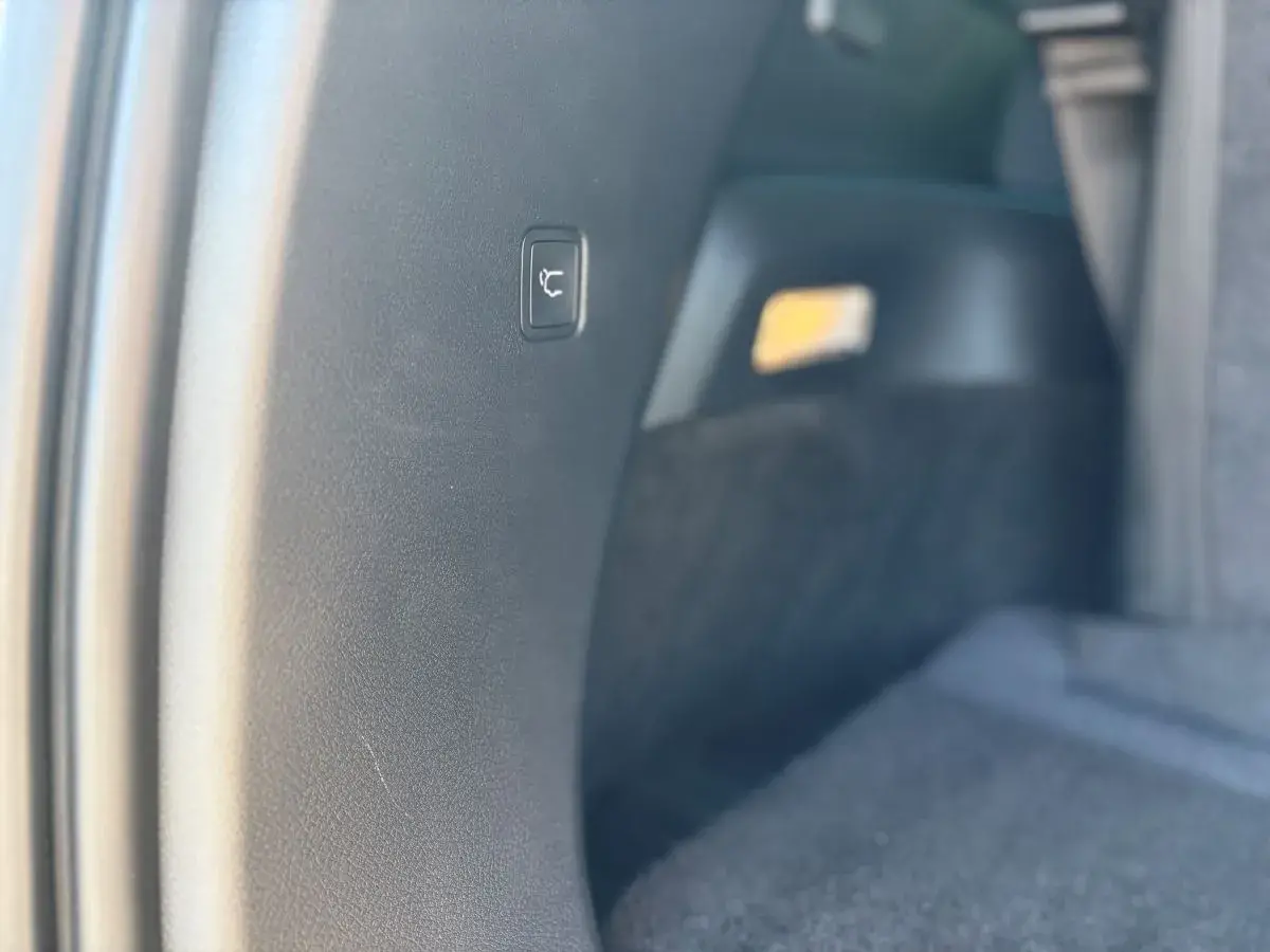 Jeep Commander Blackhawk 2.0