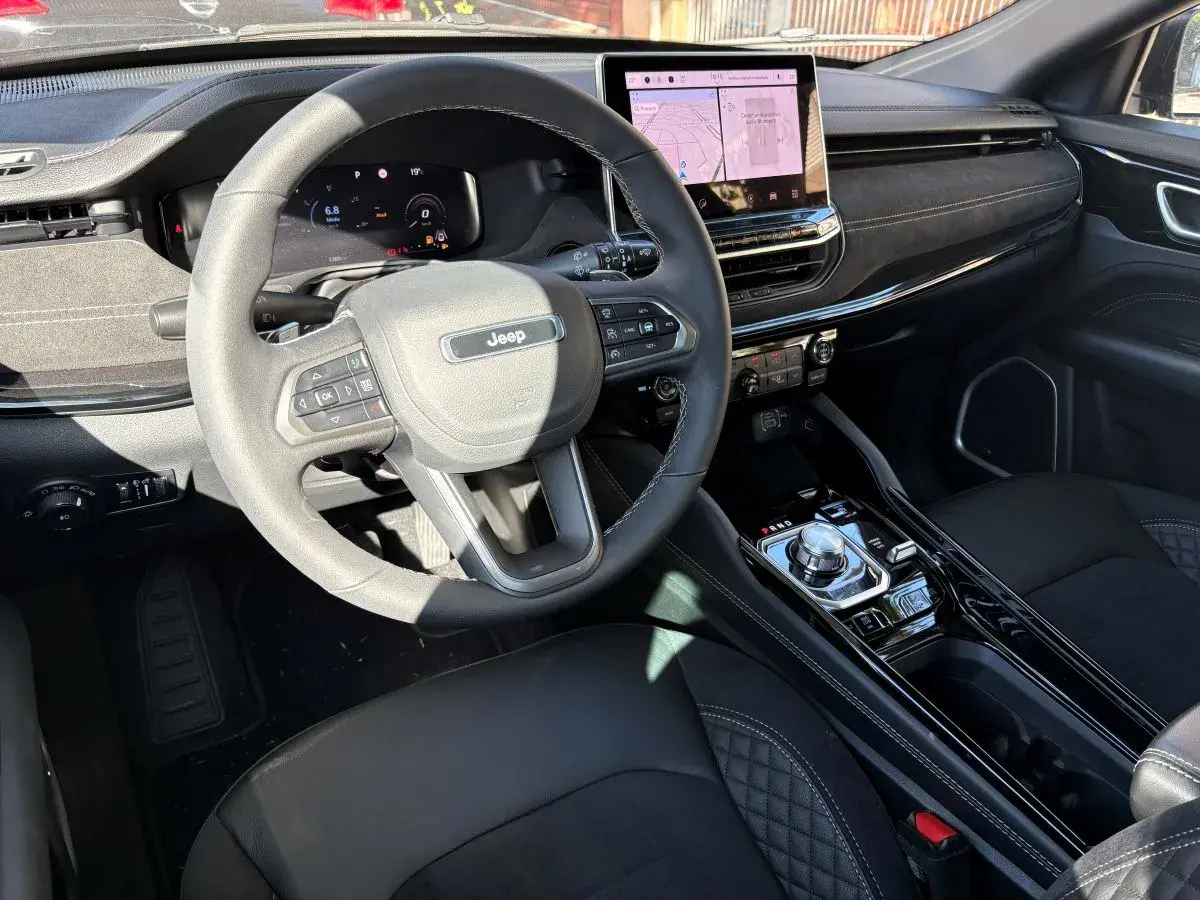 Jeep Commander Blackhawk 2.0