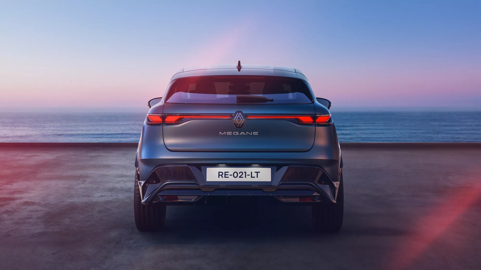 Renault Megane E-Tech é atualizado na Europa
