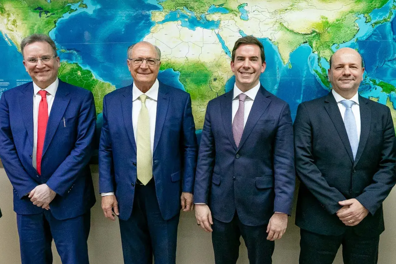 GM confirma novos investimentos no Brasil e mira expansão dos híbridos