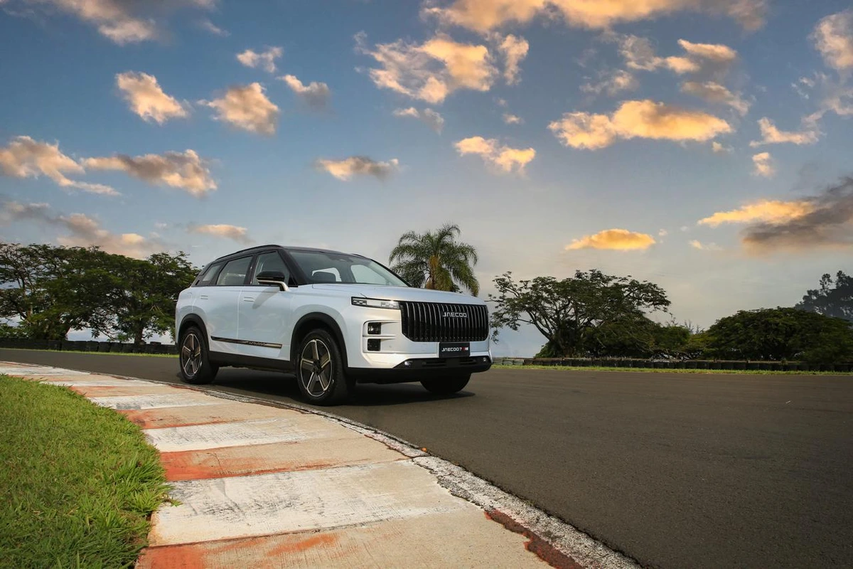 Omoda&Jaecoo terá carros com motor híbrido flex para aumentar vendas no Brasil