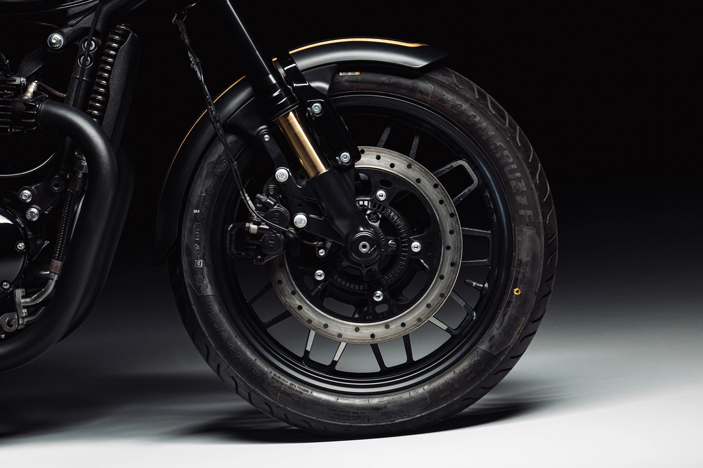 Royal Enfield Shotgun 650 Rough Crafts (9)