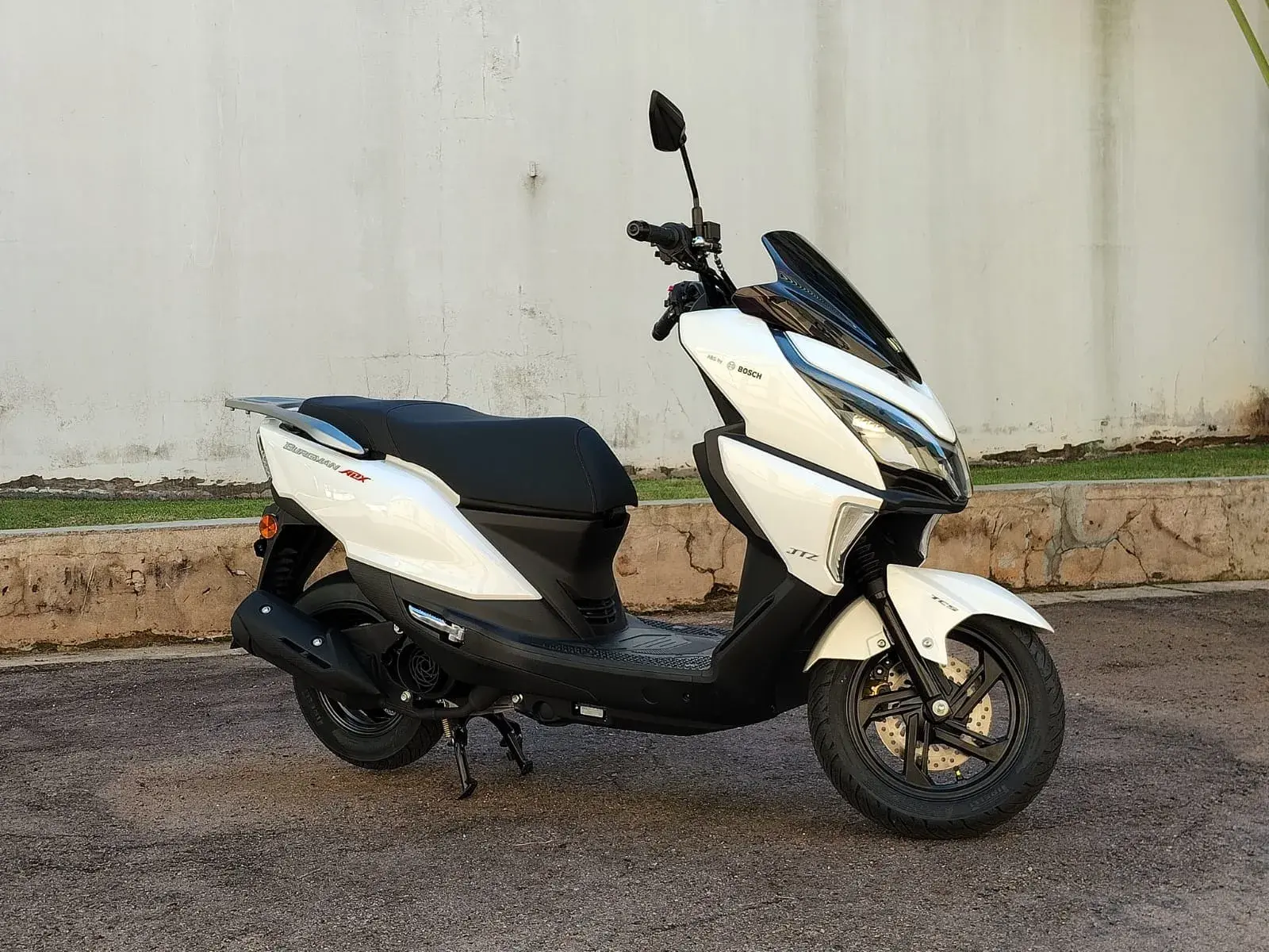Suzuki Haojue Burgman Adx 125 (4)