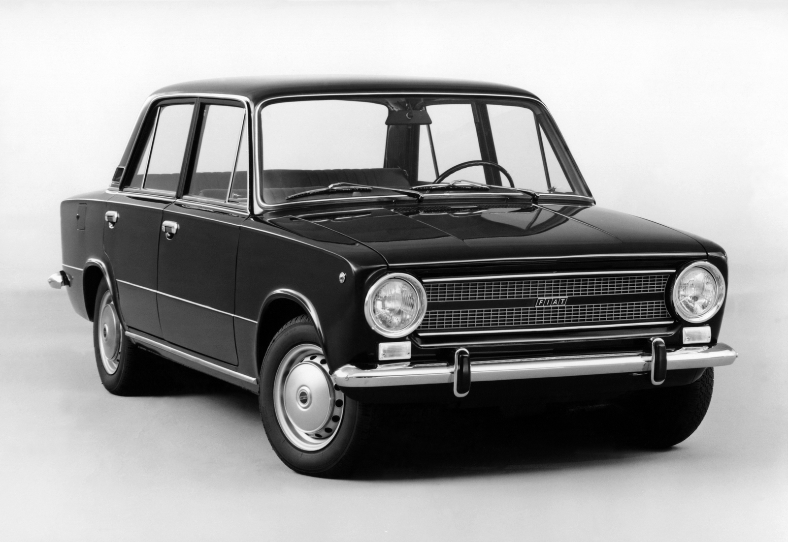 Fiat 124 Foto Destaque