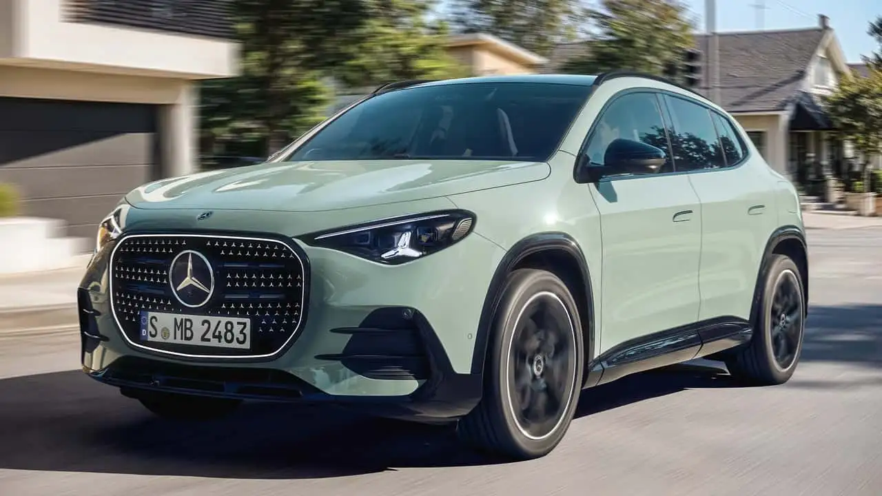 Mercedes-Benz GLA 2027 tem versão elétrica e híbrida com motor a combustão