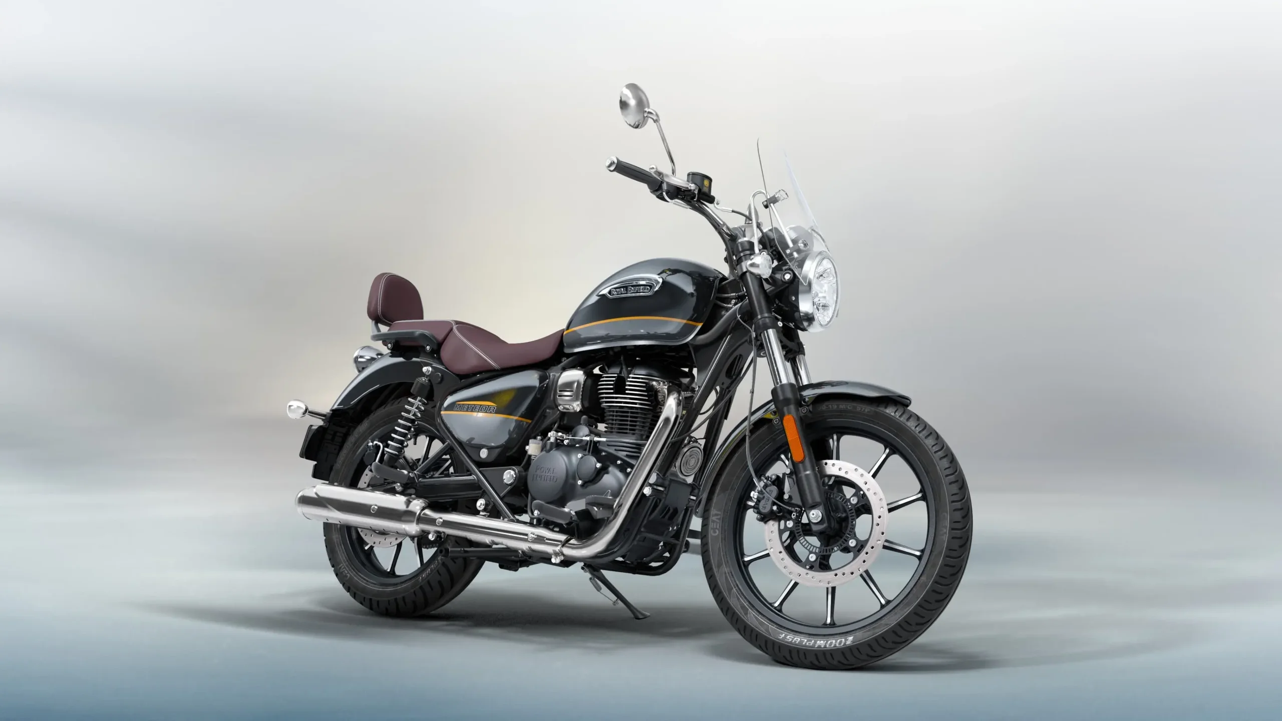 Royal Enfield Meteor 350 Supernova Black