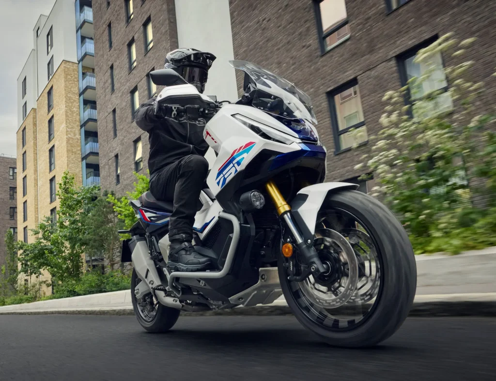 Honda X Adv 2027 1