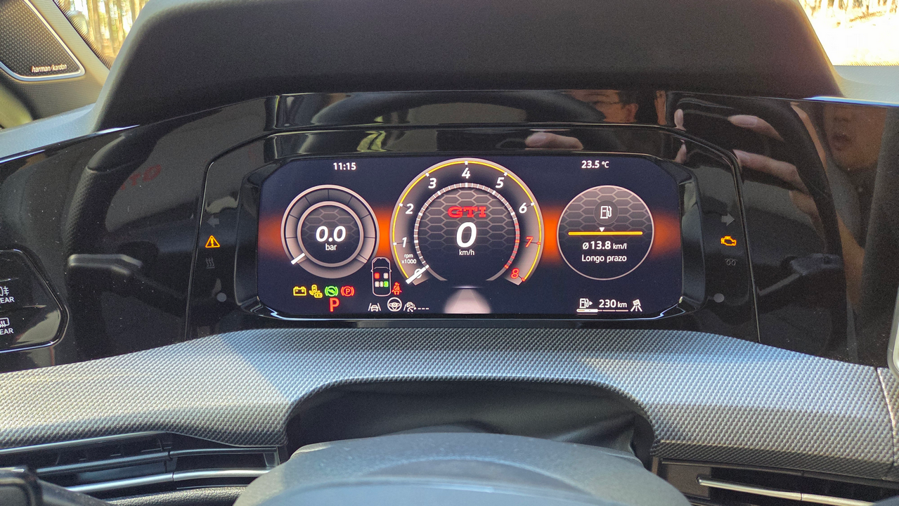 Volkswagen Golf Gti Mk8 (17)