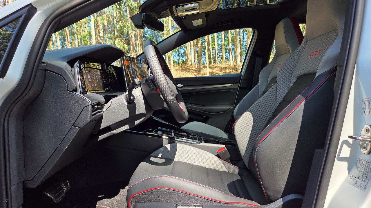 Volkswagen Golf Gti Mk8 (22)