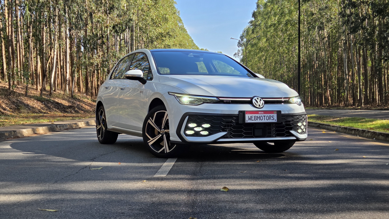 Volkswagen Golf Gti Mk8 (1)