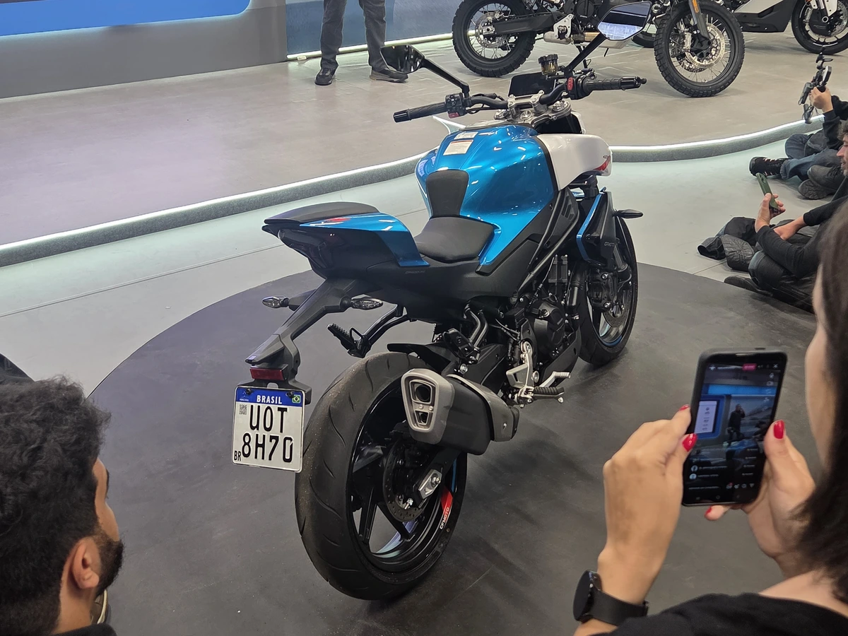 CFmoto 450 NK