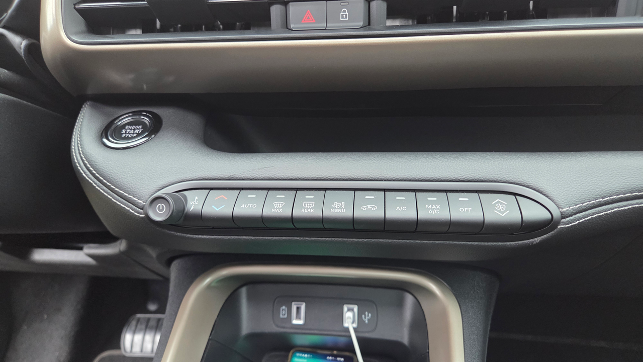 Jeep Avenger Limited Ee (10)