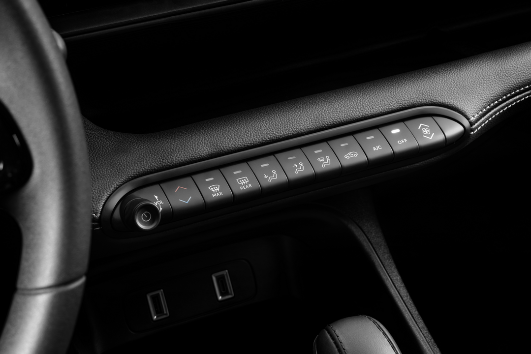 Jeep Avenger Altitude 043