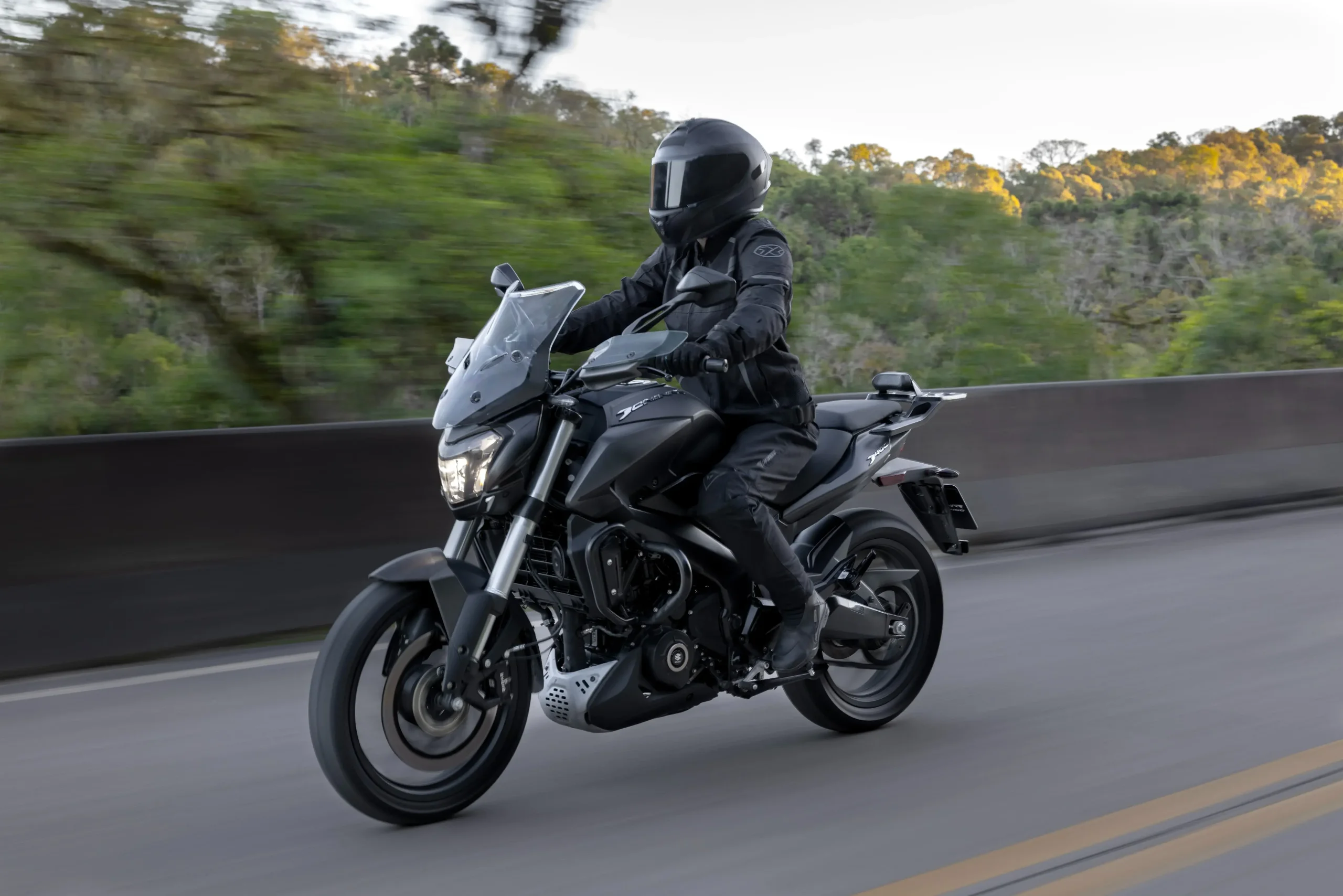 Bajaj Dominar 400 2027 (1)