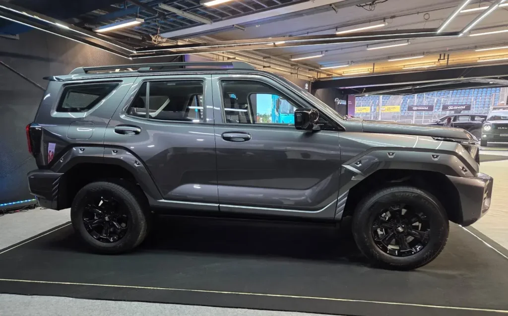 Gwm Tank 400 2