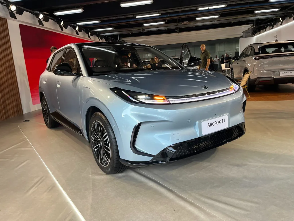 Baic Arcfox T1 2