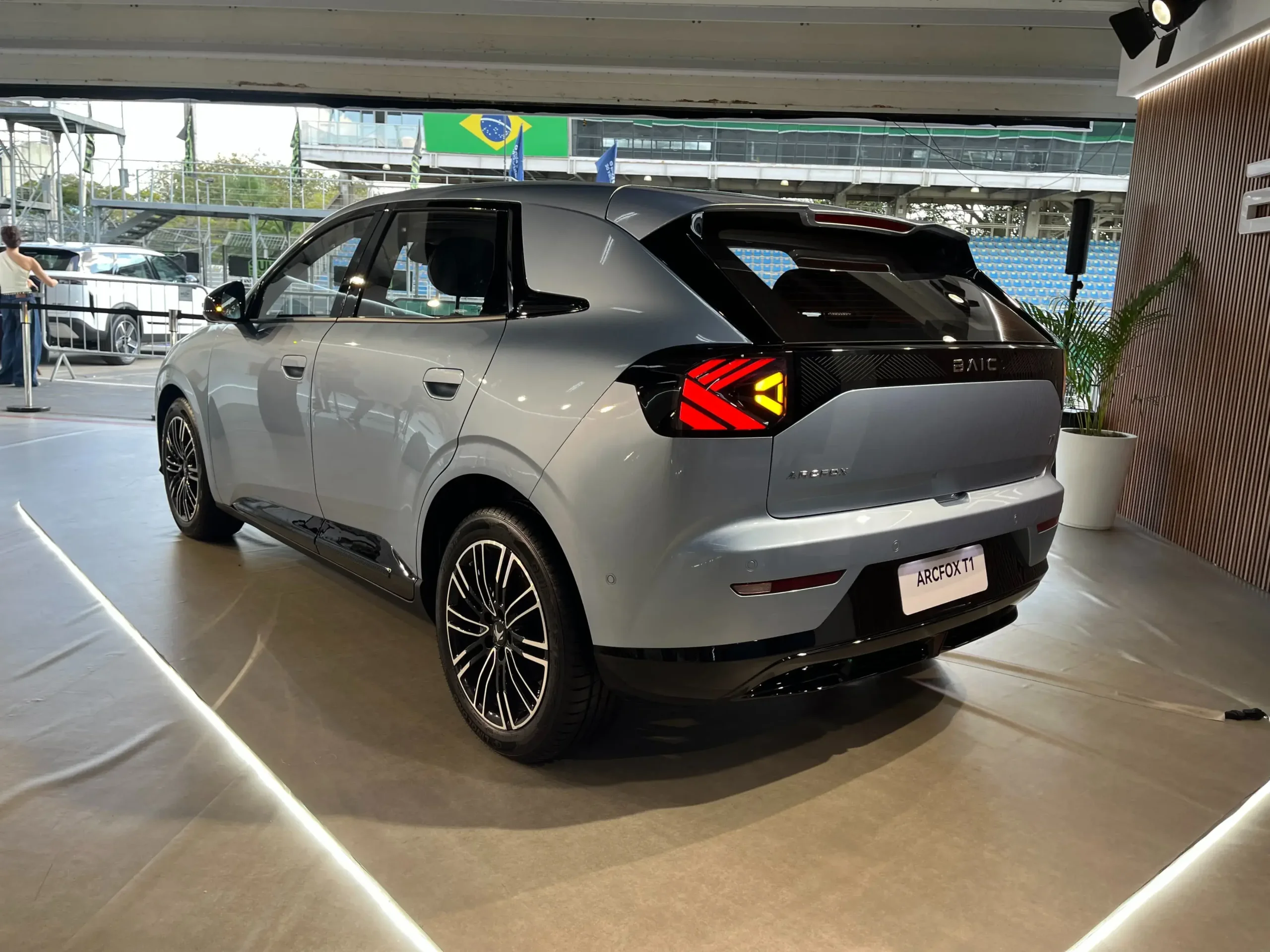 Baic Arcfox T1 1