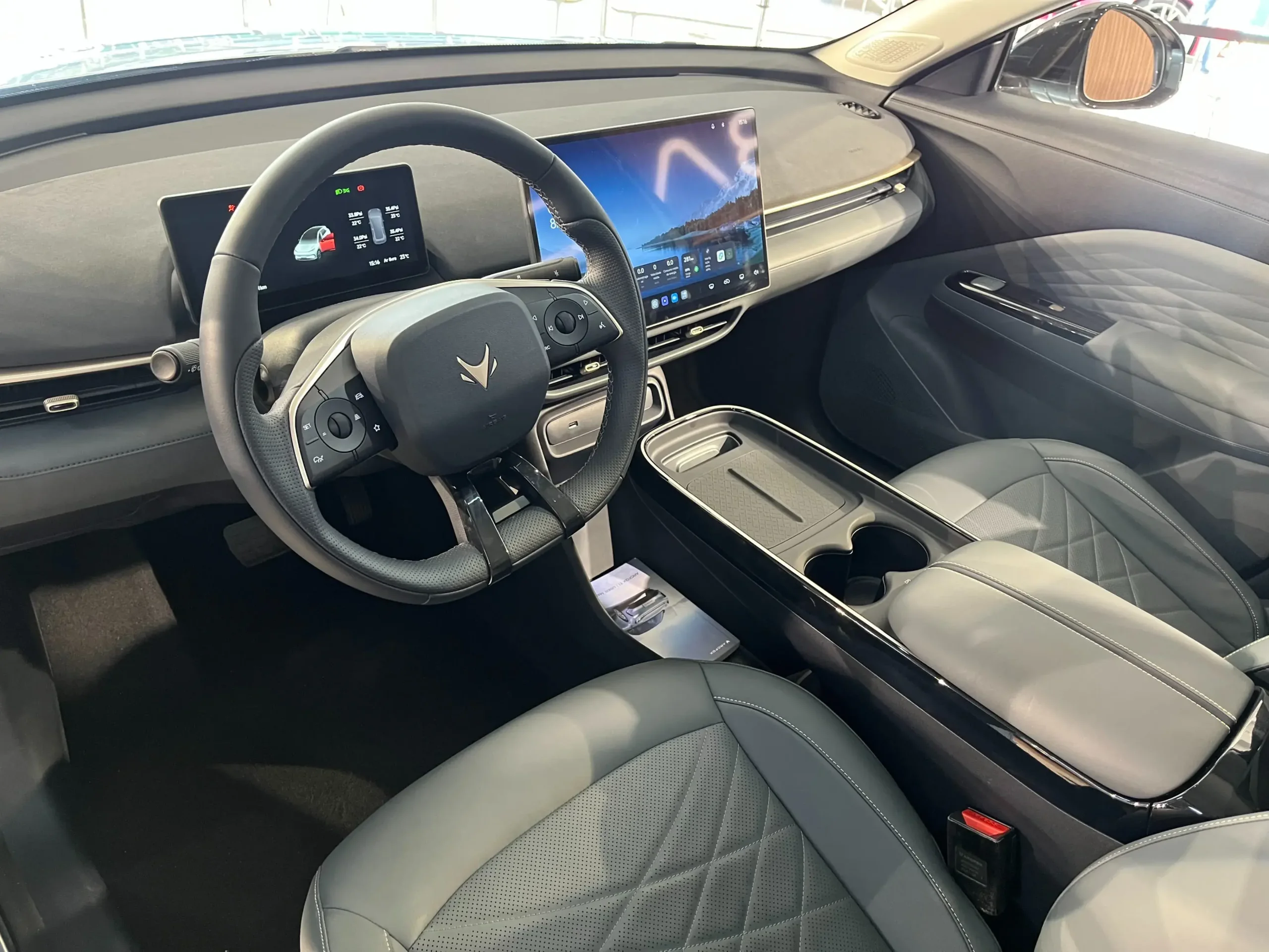 Baic Arcfox T1 4