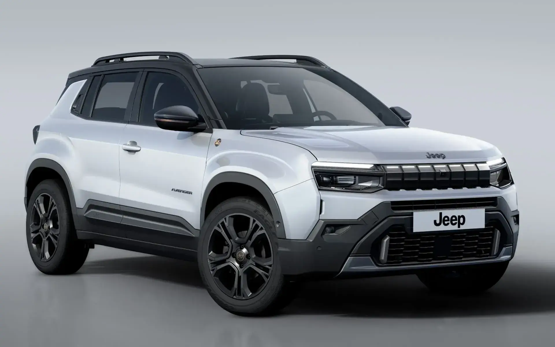 Jeep Avenger 85 anos
