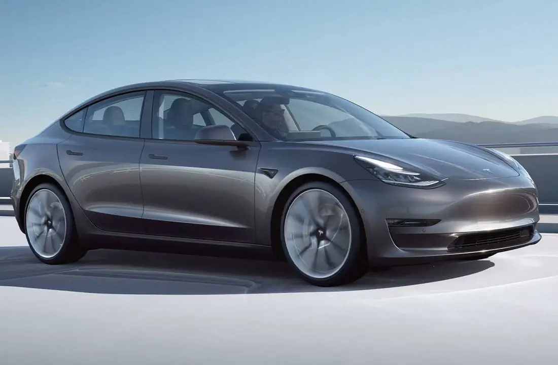 Tesla-Model-3