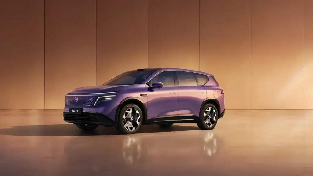 Nissan NX8